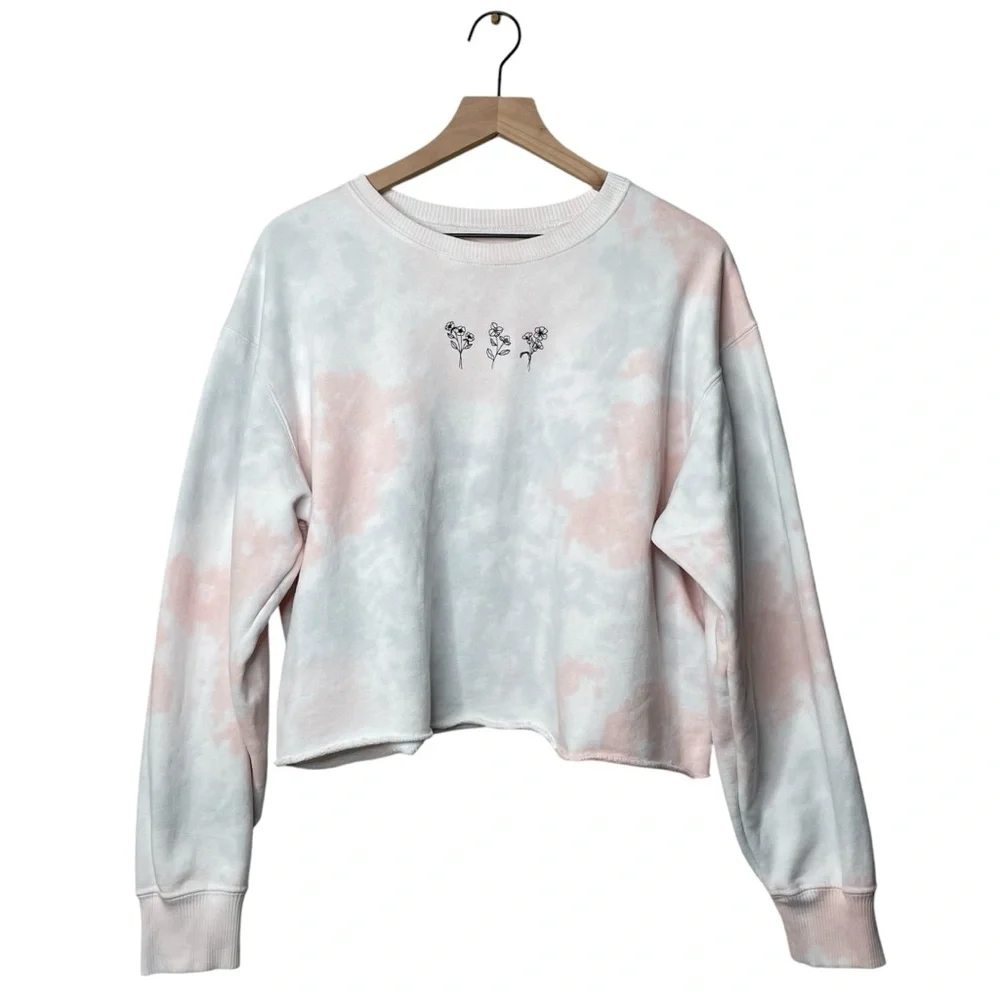 Hollister Cropped Embroidered Tie Dye Crewneck Long Sleeve Floral